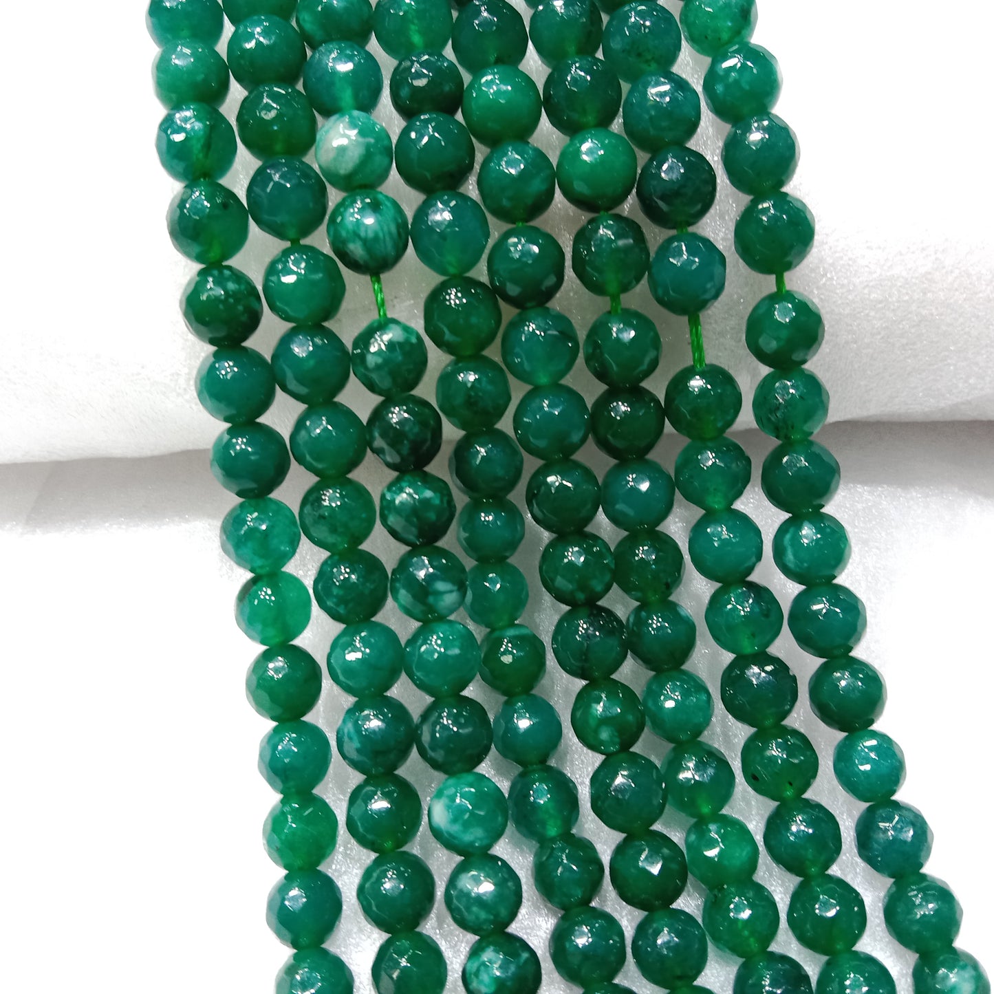 Green texture agate beads (8mm)