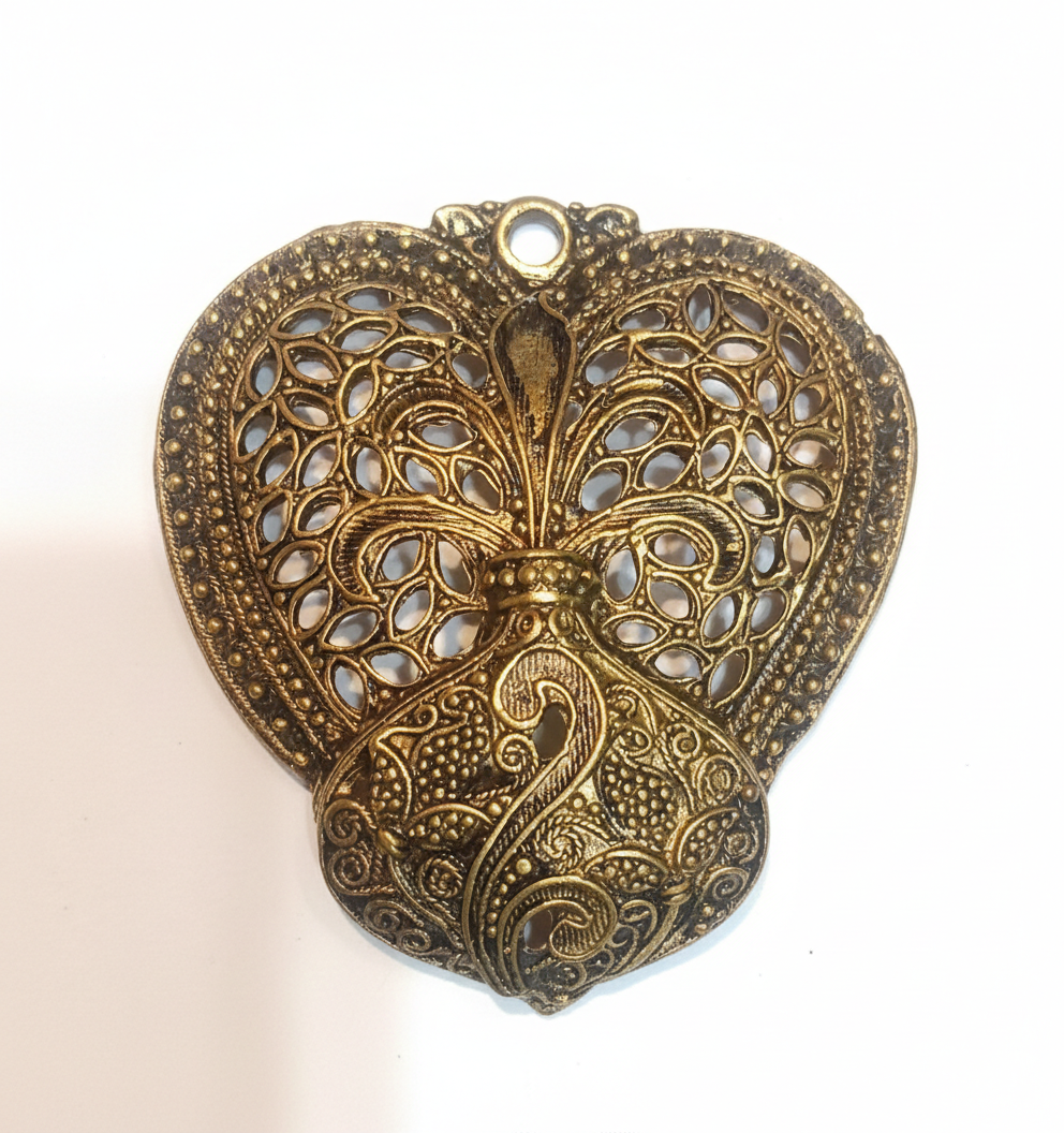 Antique Gold Oxidized Pendant 1 pc