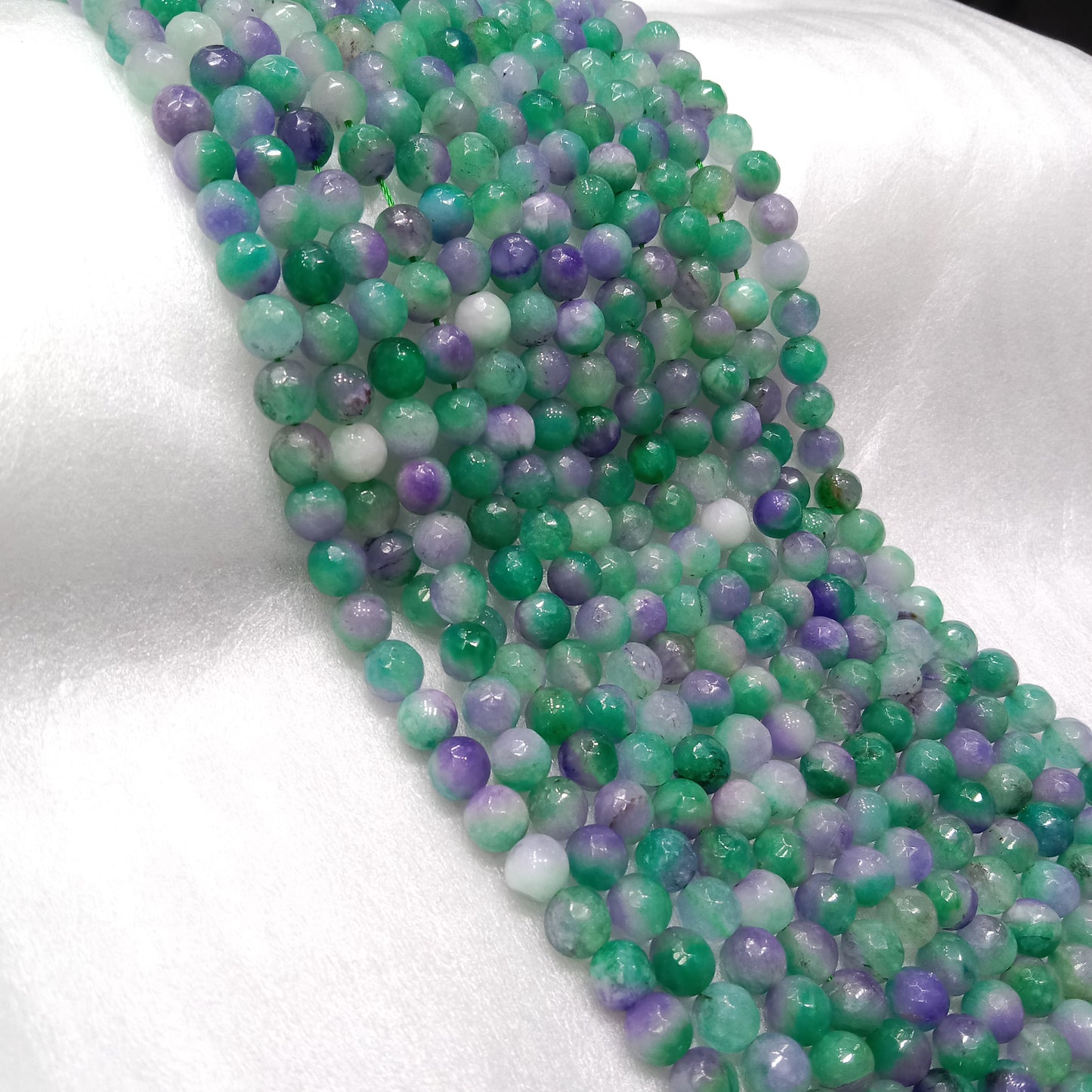 Green texture agate beads (8mm)