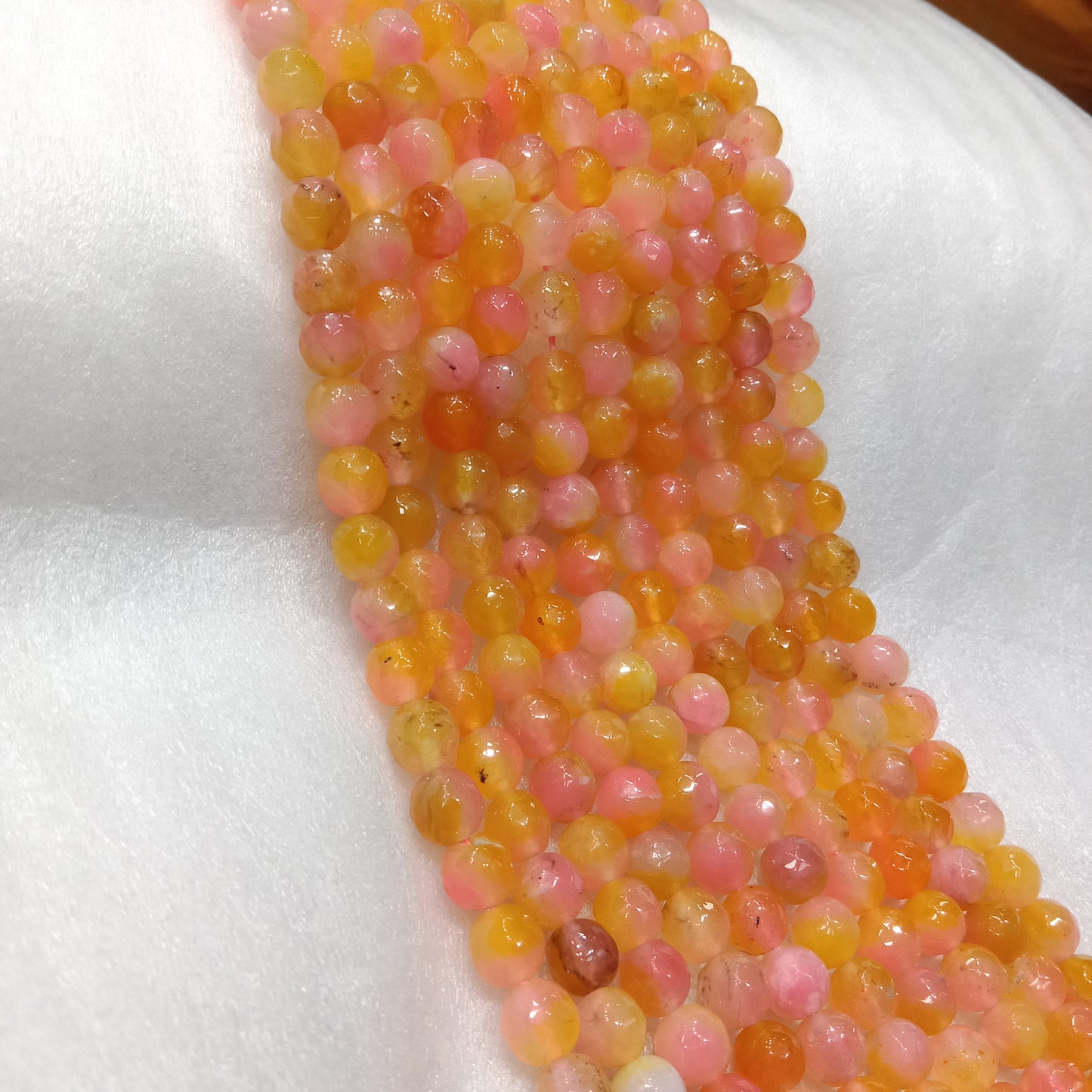 Yellow texture agate beads (8mm)