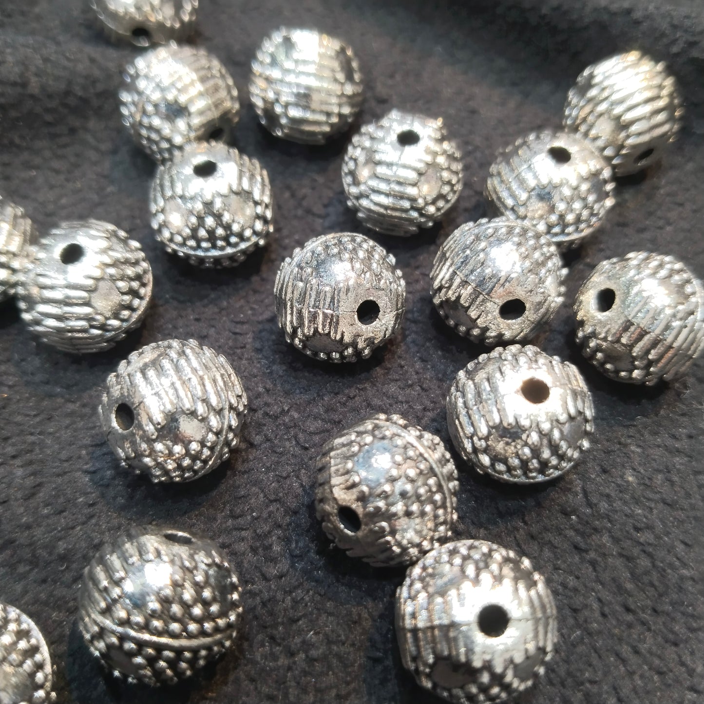 Designed work silver oxidized metal round shape beads 1 pkt 50 pcs