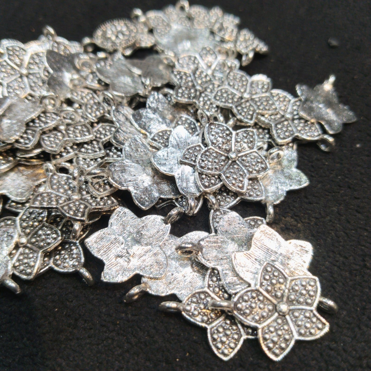 Oxidized silver charms stars 16mm 1 pkt 100 pcs.
