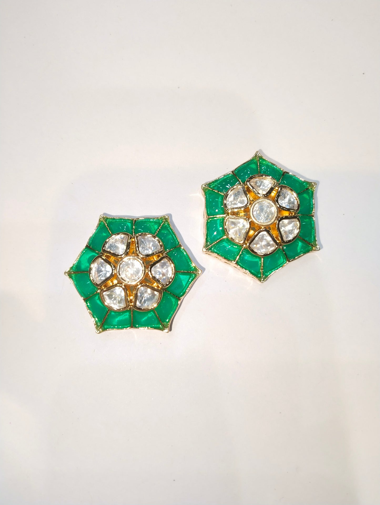 High Quality Kundan pendants 1.25 inches hexagon shape 1 pkt 1 pcs