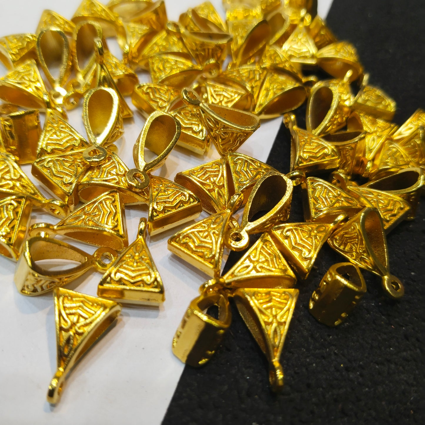 Kunda Or necklace connector imitated gold 15mm 1 pkt 60 pcs.