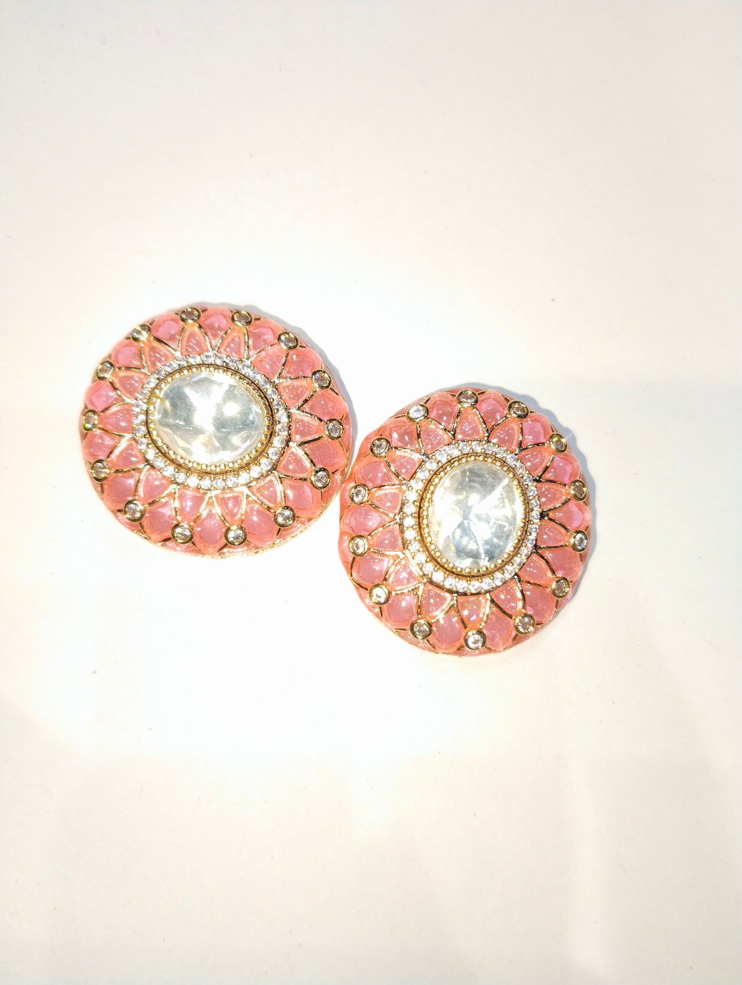 High Quality Kundan pendants 1.25 inches round shape 1 pkt 1 pcs