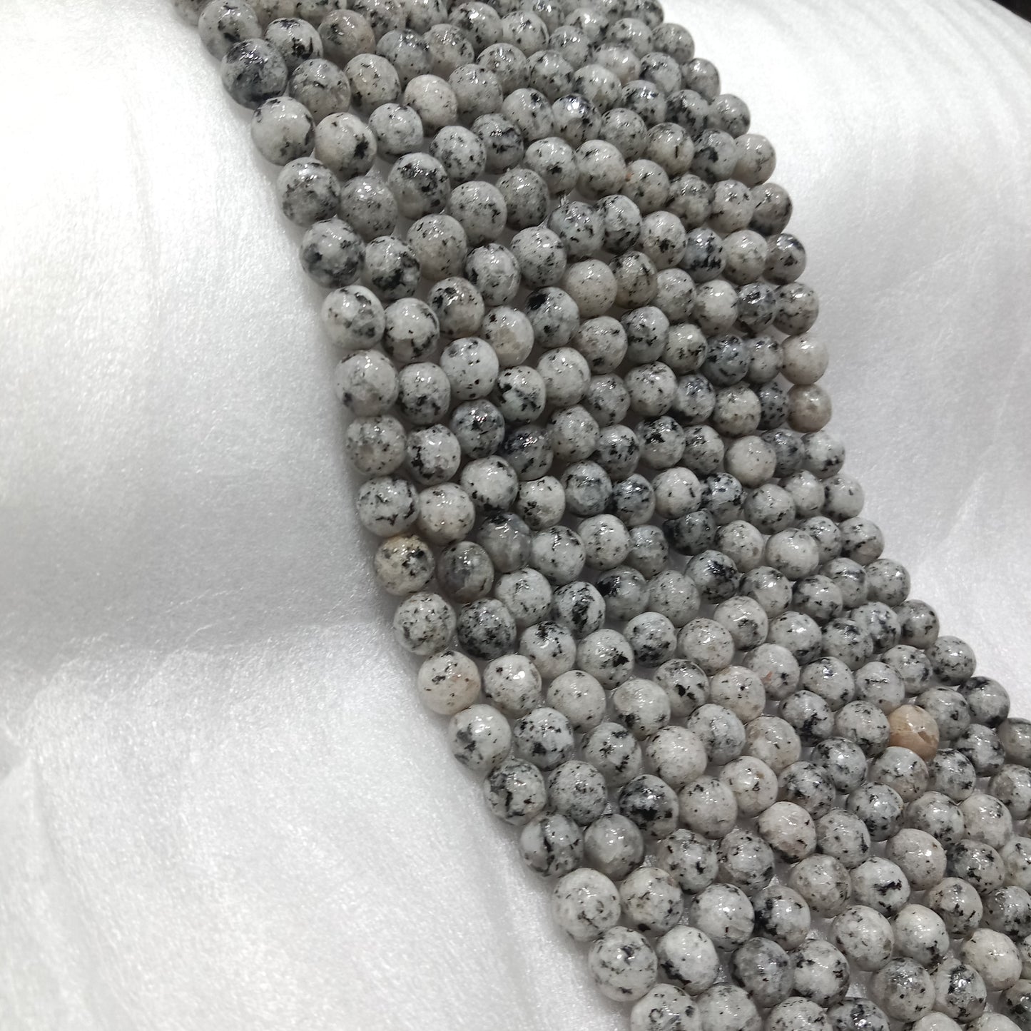 White black texture agate beads (8mm)