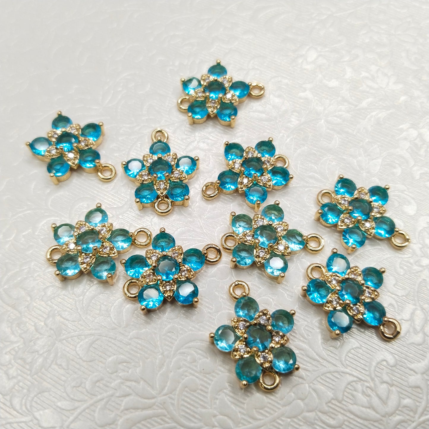 AD stones connectors for nath making 10 pieces