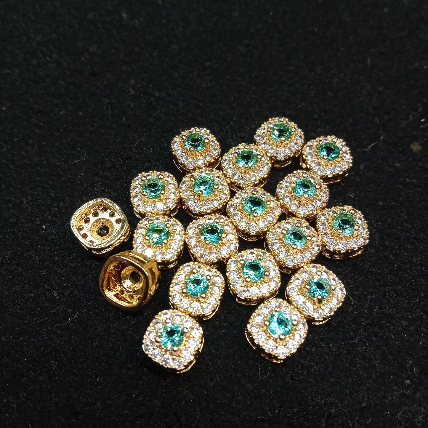 AD stones connectors for nath making 10 pieces