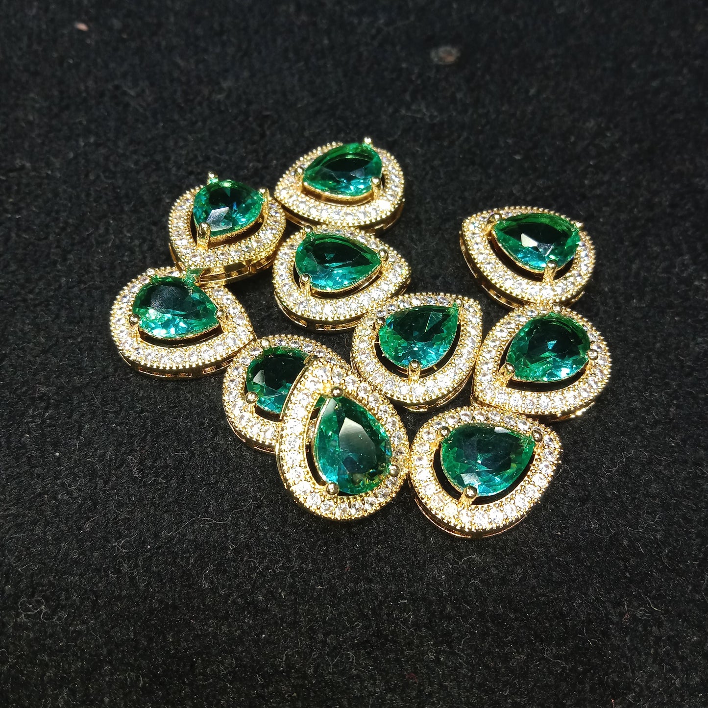 AD stones connectors for nath making 10 pieces