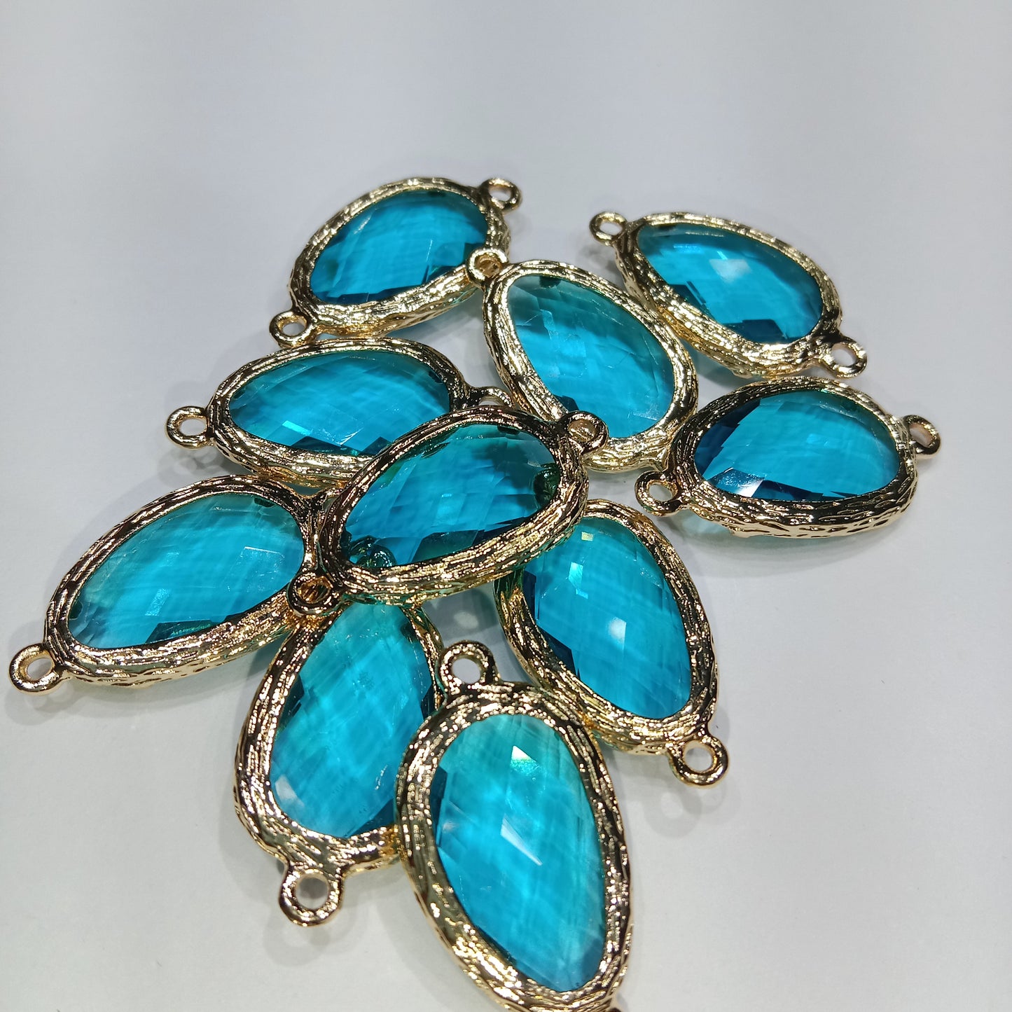 High quality crystal connectors