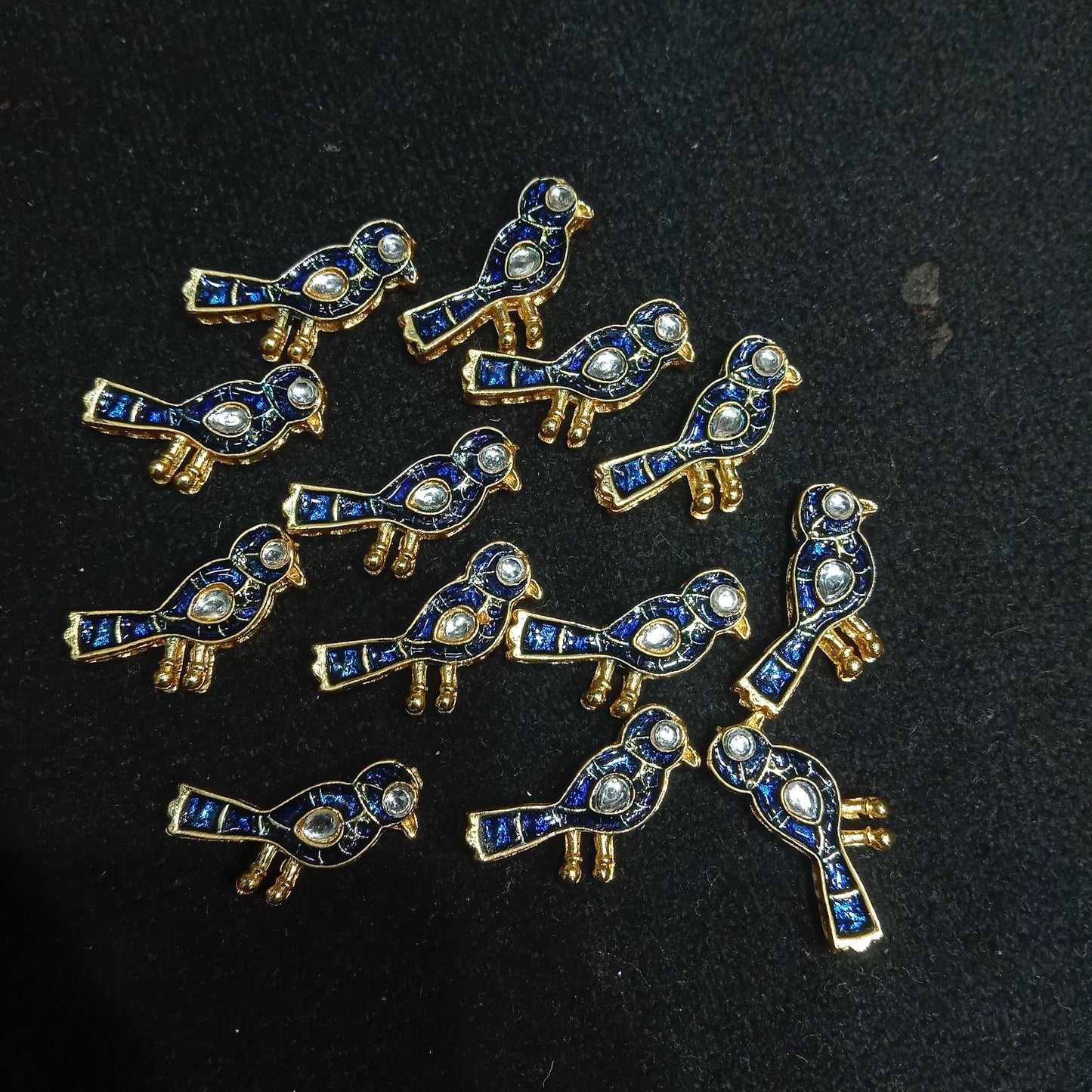 Bird Meenakarii kundan connecters