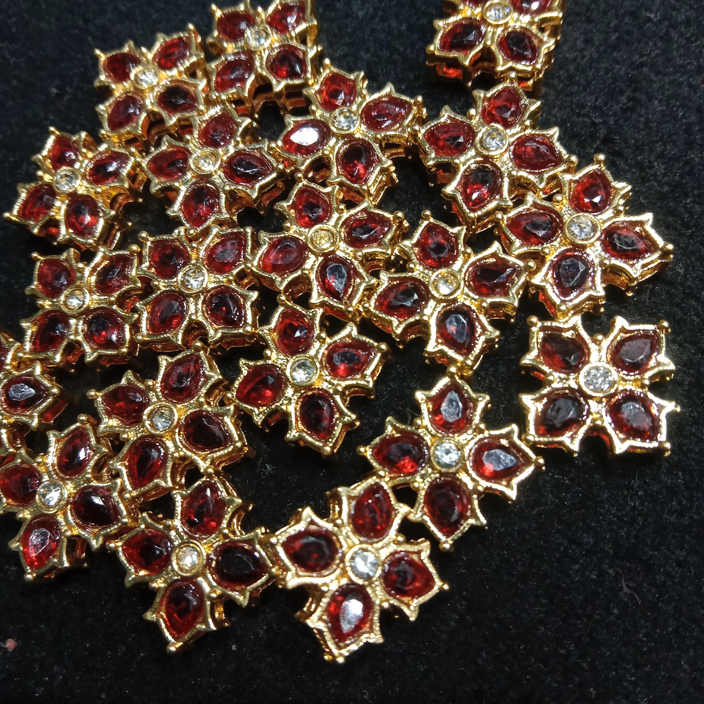Flower kundan connecters