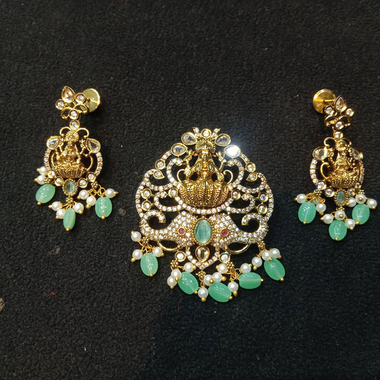 Victorian high quality pendant set with earring mint green colour