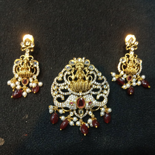 Victorian high quality pendant set with earring maroon colour