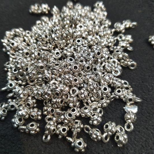 Oxidized silver daisy spacer round shape charms 8mm 1 pkt 100 pcs.