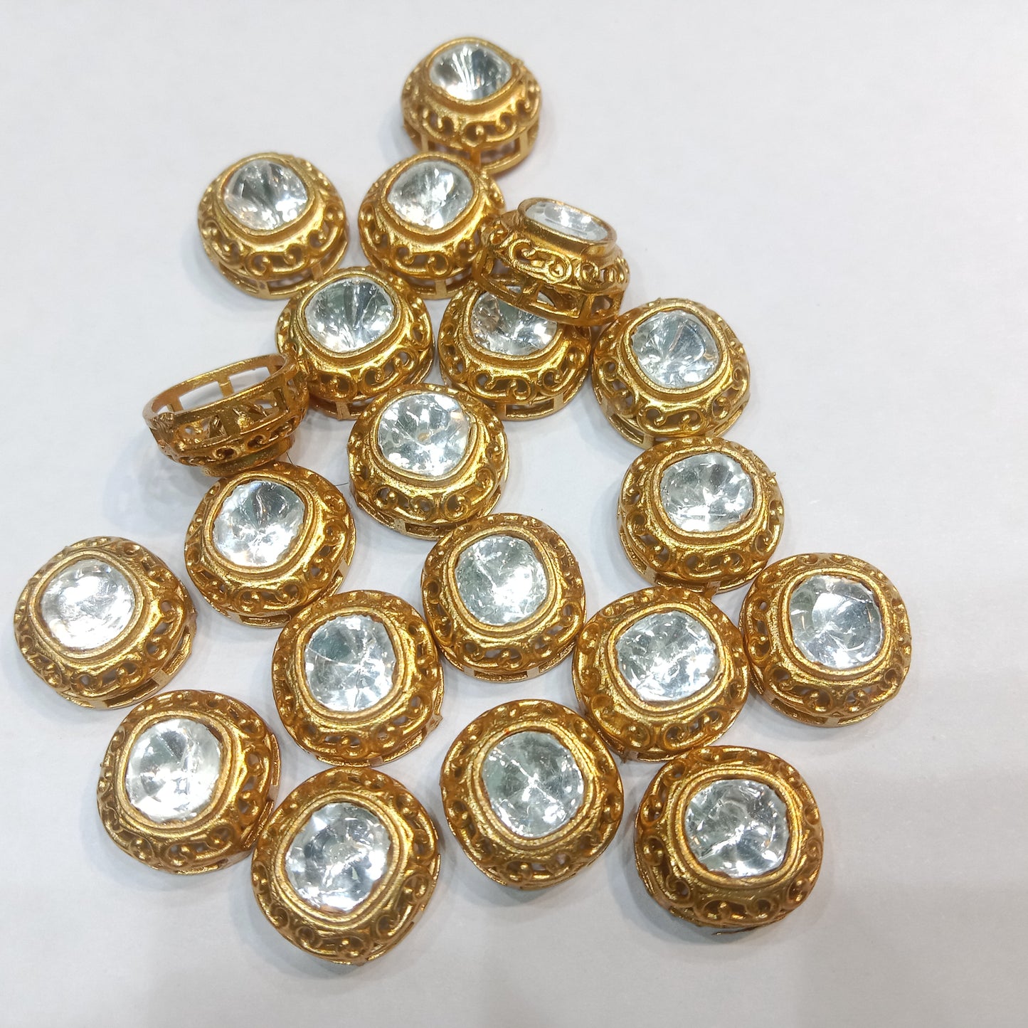Carving work brass kundan connector