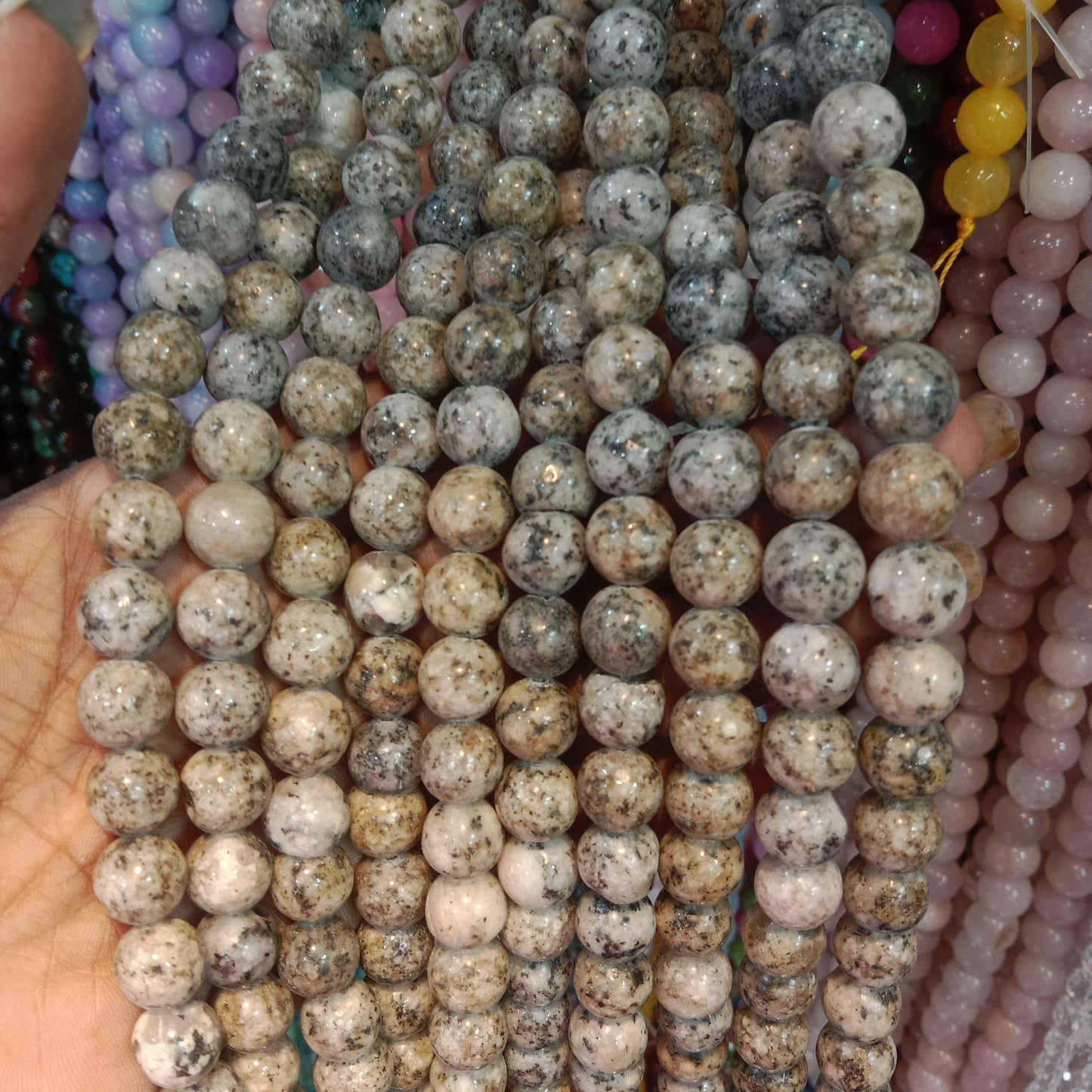 White with black texture agate beads 10mm 1 string