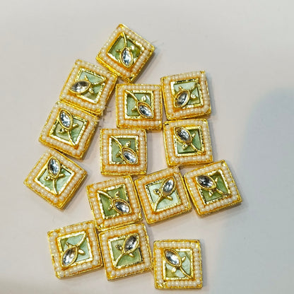 High quality meenakari Kundan 16mm 1 pkt 20 pcs.
