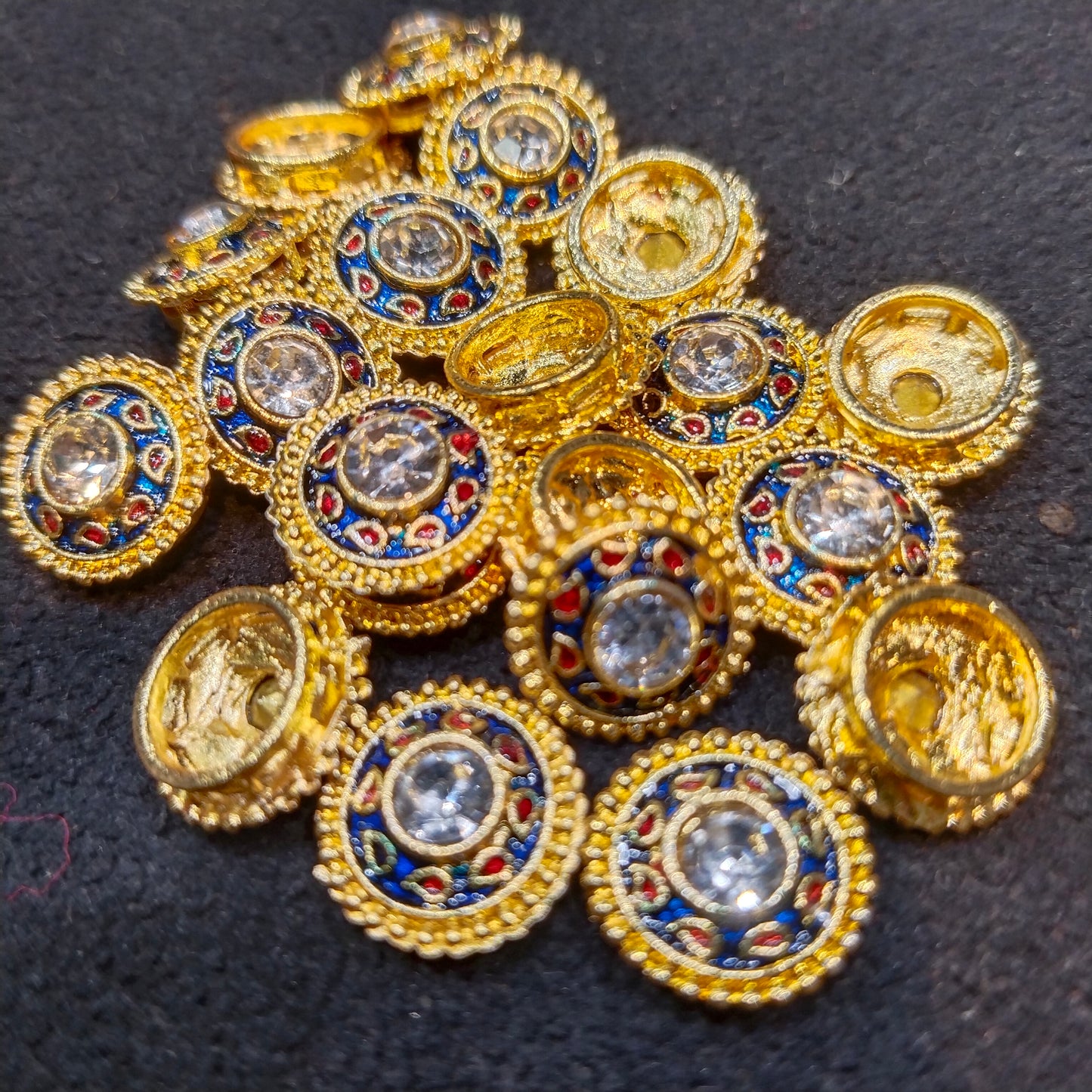 High Quality meenakari Kundan 12mm 1 pkt 20 pcs