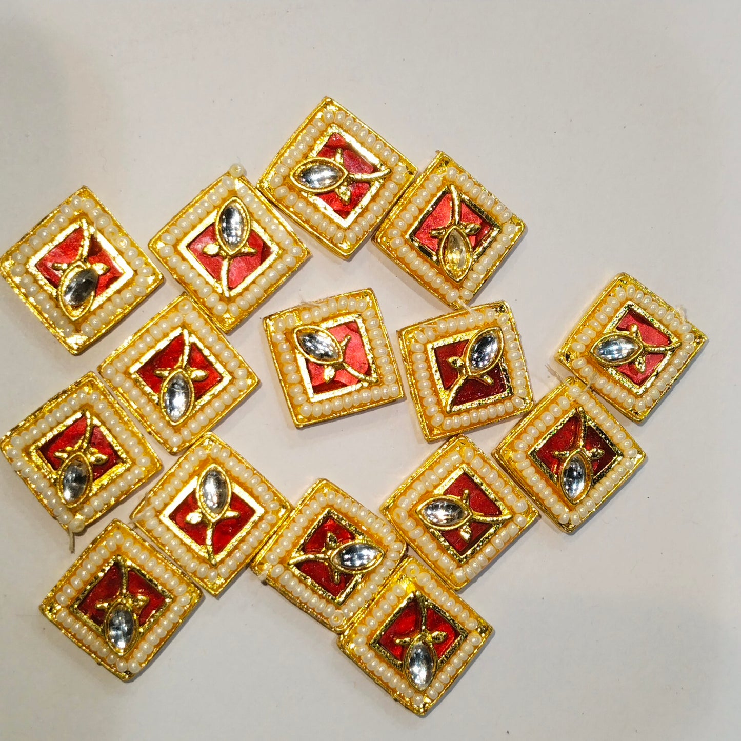 High quality meenakari Kundan 16mm 1 pkt 20 pcs.